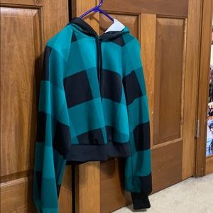 cropped checkered sweatshirt